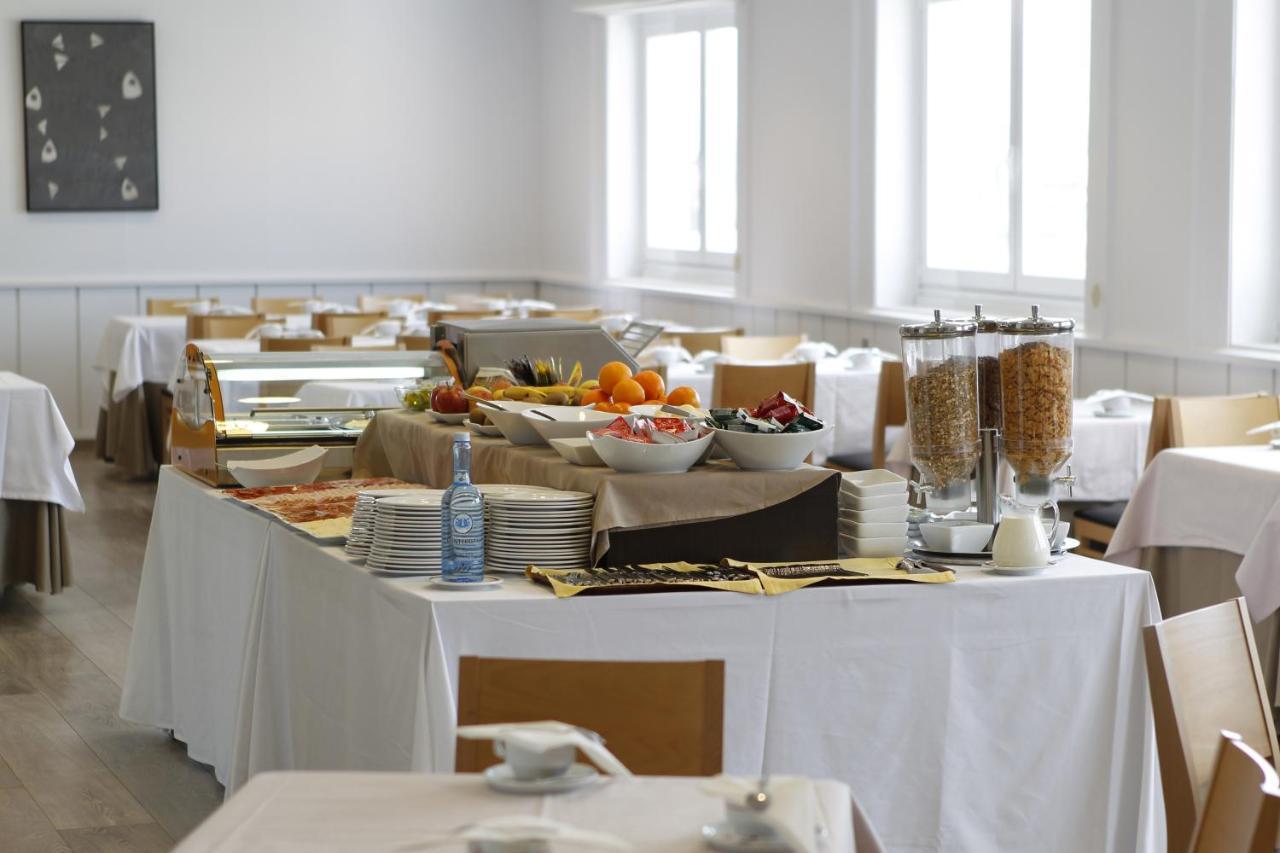 לוגו Hotel Mendez Nunez מראה חיצוני תמונה